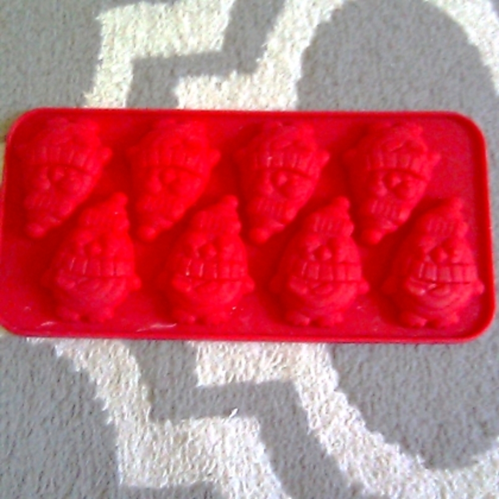 Penguin Shaped Silicone Ice Cube Tray